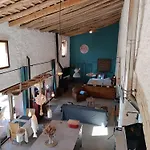 Mas Del Llop Blanc - Dog Friendly Rural - Bed & Breakfast
