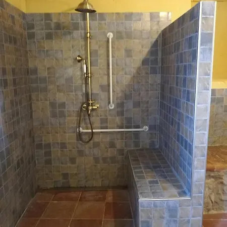 Bed & Breakfast Mas Del Llop Blanc - Dog Friendly Rural - Sobrestany