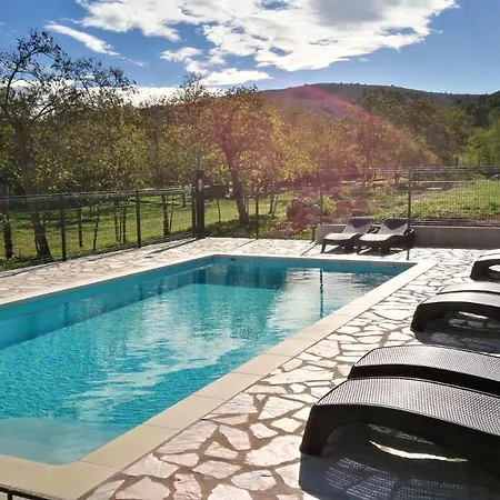 Mas Del Llop Blanc - Dog Friendly Rural - Bed & Breakfast 4*