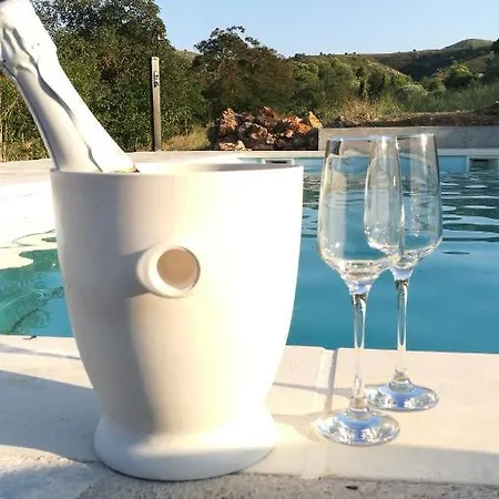 Bed & Breakfast Mas Del Llop Blanc - Dog Friendly Rural -