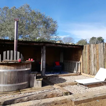 Bed & Breakfast Mas Del Llop Blanc - Dog Friendly Rural -