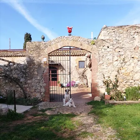 Mas Del Llop Blanc - Dog Friendly Rural - Bed & Breakfast