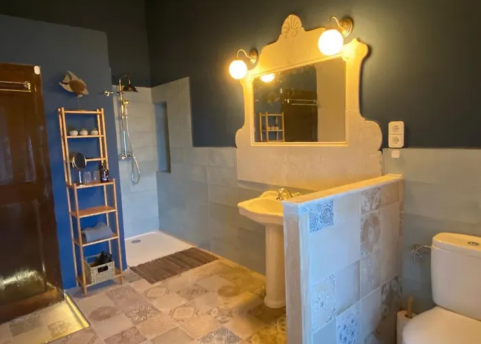 Bed and Breakfast Mas Del Llop Blanc - Dog Friendly Rural -