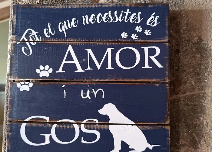 Mas Del Llop Blanc - Dog Friendly Rural - Bed and Breakfast 4*